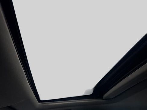 Used 2023 Honda Accord Touring image 12