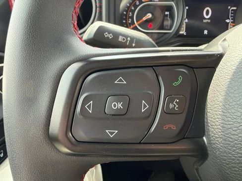 Used 2024 Jeep Wrangler Unlimited Rubicon w/ Convenience Group AWD/4WD image 22