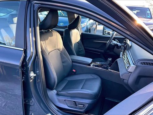 Certified 2025 Toyota Camry XLE image 7