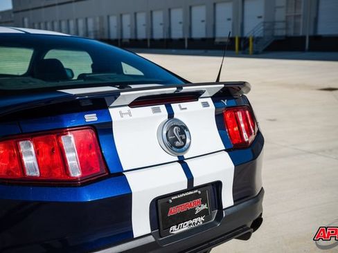 Used 2010 Ford Mustang Shelby GT500 RWD image 33