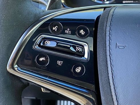 Used 2017 Cadillac CTS V w/ Luxury Package image 25