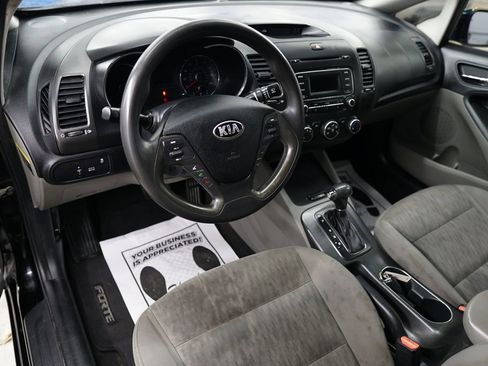 Used 2016 Kia Forte LX image 18