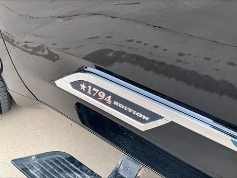 Used 2022 Toyota Tundra 1794 Edition image 32