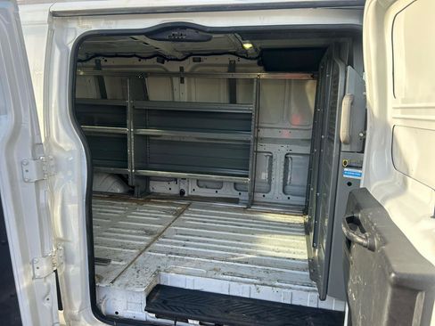 Used 2018 Ford Transit 250 148 Low Roof image 13