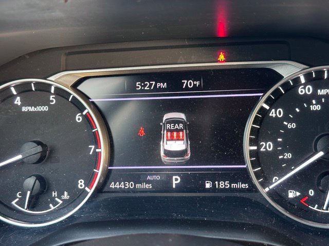 Used 2023 Nissan Rogue SV AWD/4WD image 12