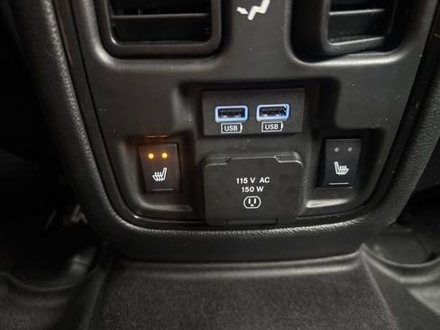 Used 2022 Dodge Durango R/T w/ Tow 'N Go Package image 17