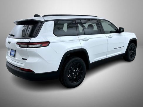New 2026 Jeep Grand Cherokee L 4WD image 5
