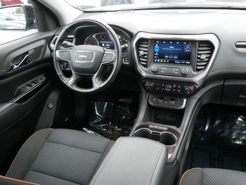 Used 2022 GMC Acadia AT4 w/ Trailering Package image 9