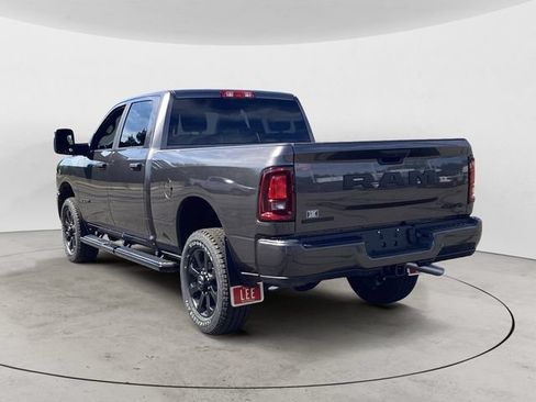 New 2026 RAM 2500 Big Horn AWD/4WD image 3