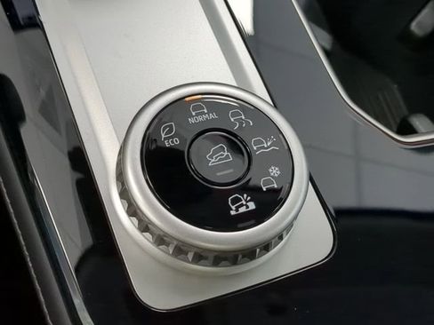 New 2025 Mitsubishi Outlander Trail Edition image 29