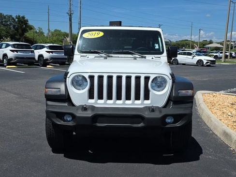 Used 2019 Jeep Wrangler Unlimited Sport S AWD/4WD image 17
