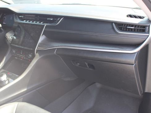 Used 2022 Jeep Grand Cherokee L Limited RWD image 36