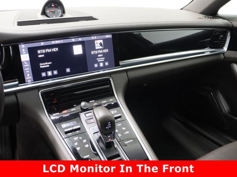 Used 2021 Porsche Panamera 4 image 17