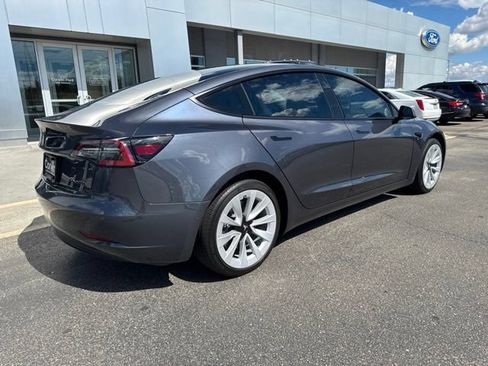 Used 2022 Tesla Model 3 Long Range AWD/4WD image 5