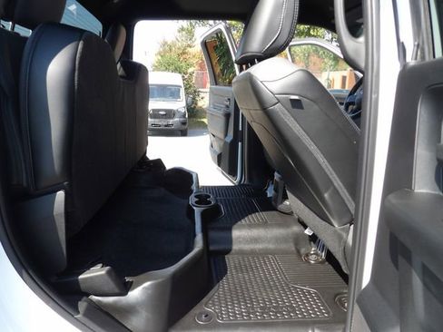 Used 2024 RAM 2500 Tradesman w/ Chrome Appearance Group image 31