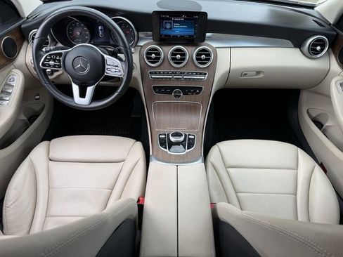 Used 2019 Mercedes-Benz C 300 Sedan image 12