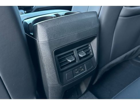 Used 2024 Chevrolet Colorado Z71 w/ Safety Package image 42