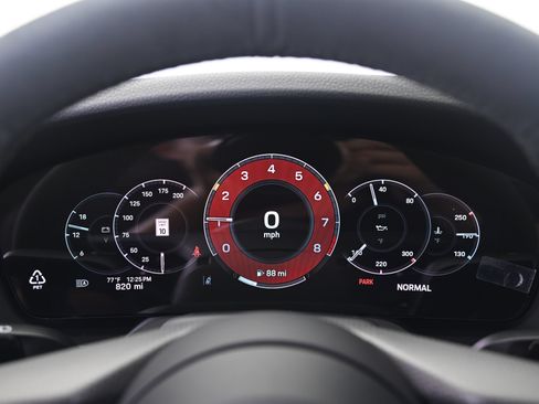 Certified 2026 Porsche 911 Carrera T RWD image 33