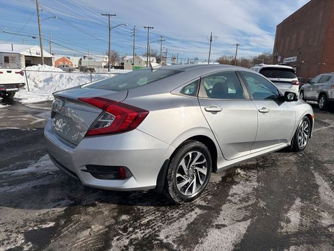 Used 2017 Honda Civic EX image 7