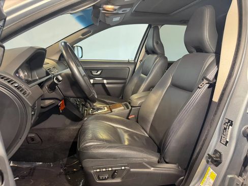 Used 2011 Volvo XC90 3.2 FWD image 9