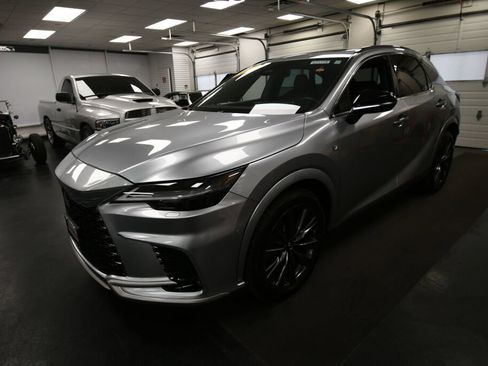 Used 2024 Lexus RX 350 F Sport w/ Convenience Package AWD/4WD image 4