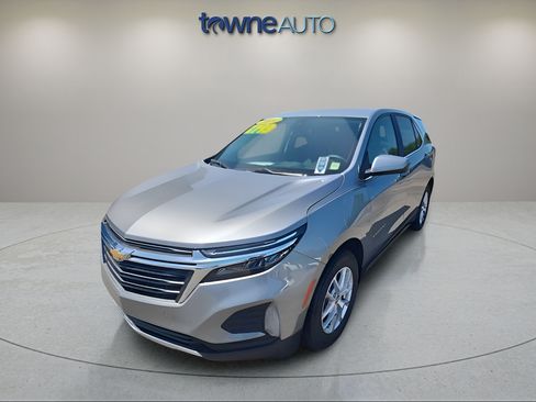 Used 2024 Chevrolet Equinox LT w/ LPO, Floor Liner Package AWD/4WD image 2