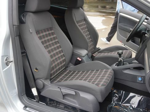 Used 2007 Volkswagen GTI 2.0T 2-Door image 27