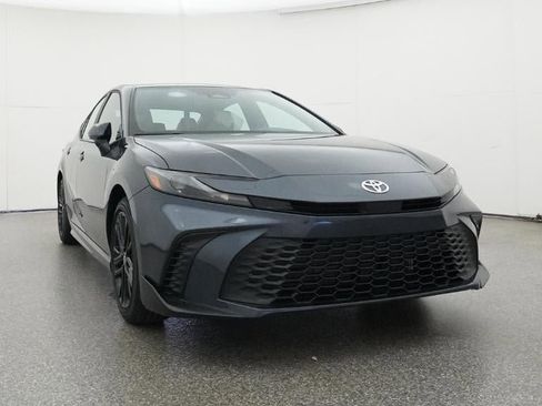 New 2026 Toyota Camry SE FWD image 30
