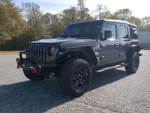 Used 2021 Jeep Wrangler Unlimited Sport image 6