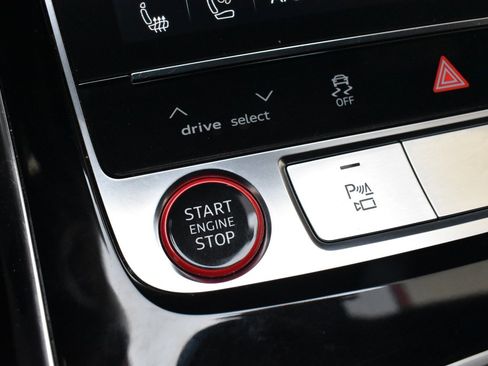 Used 2021 Audi SQ8 Prestige image 37