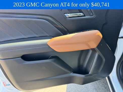 Used 2023 GMC Canyon AT4 w/ Canyon Safety Plus Package AWD/4WD image 18
