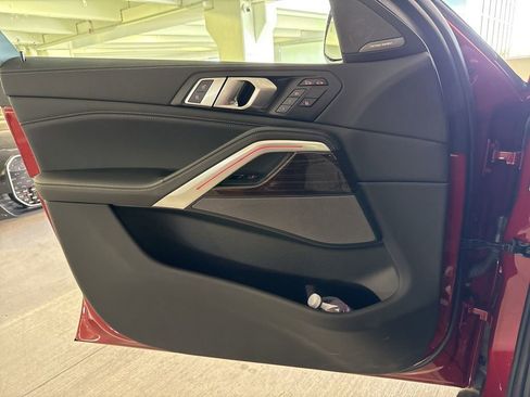 Used 2023 BMW X6 xDrive40i w/ Premium Package image 12