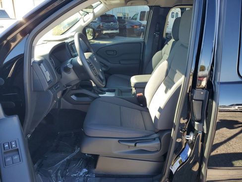 New 2026 Nissan Frontier S w/ Tow Package AWD/4WD image 9