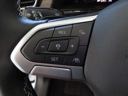 New 2025 Volkswagen Atlas SEL image 14