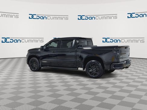 Used 2025 Chevrolet Silverado 1500 High Country w/ Midnight Edition AWD/4WD image 7