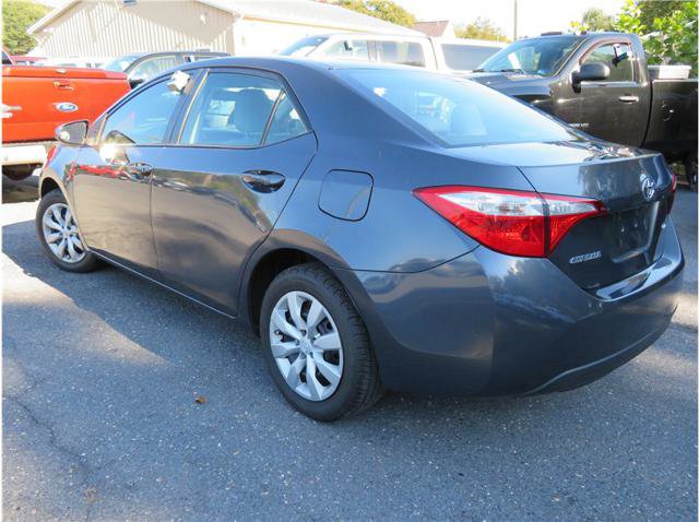 Used 2015 Toyota Corolla LE FWD image 14