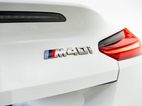 Used 2024 BMW Z4 M40i w/ Premium Package RWD image 36