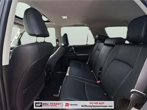 Used 2023 Toyota 4Runner TRD Off-Road Premium image 15