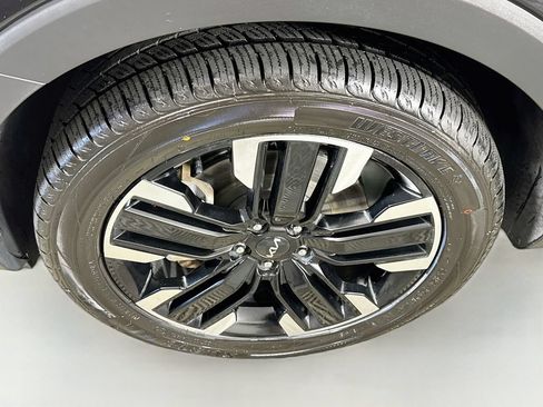 Used 2024 Kia Telluride SX Prestige AWD/4WD image 4