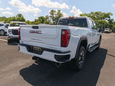New 2026 GMC Sierra 3500 Denali w/ Denali Reserve Package AWD/4WD image 10