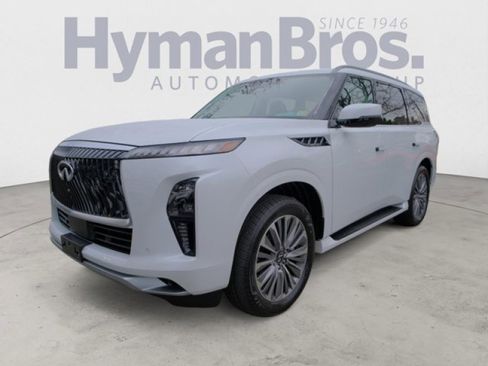 New 2025 INFINITI QX80 Sensory image 7