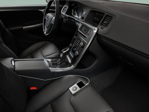 Used 2015 Volvo S60 T5 Platinum FWD image 29