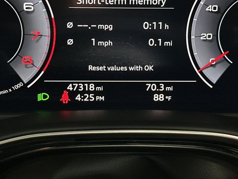Used 2020 Audi Q8 Premium Plus w/ Premium Plus Package AWD/4WD image 23