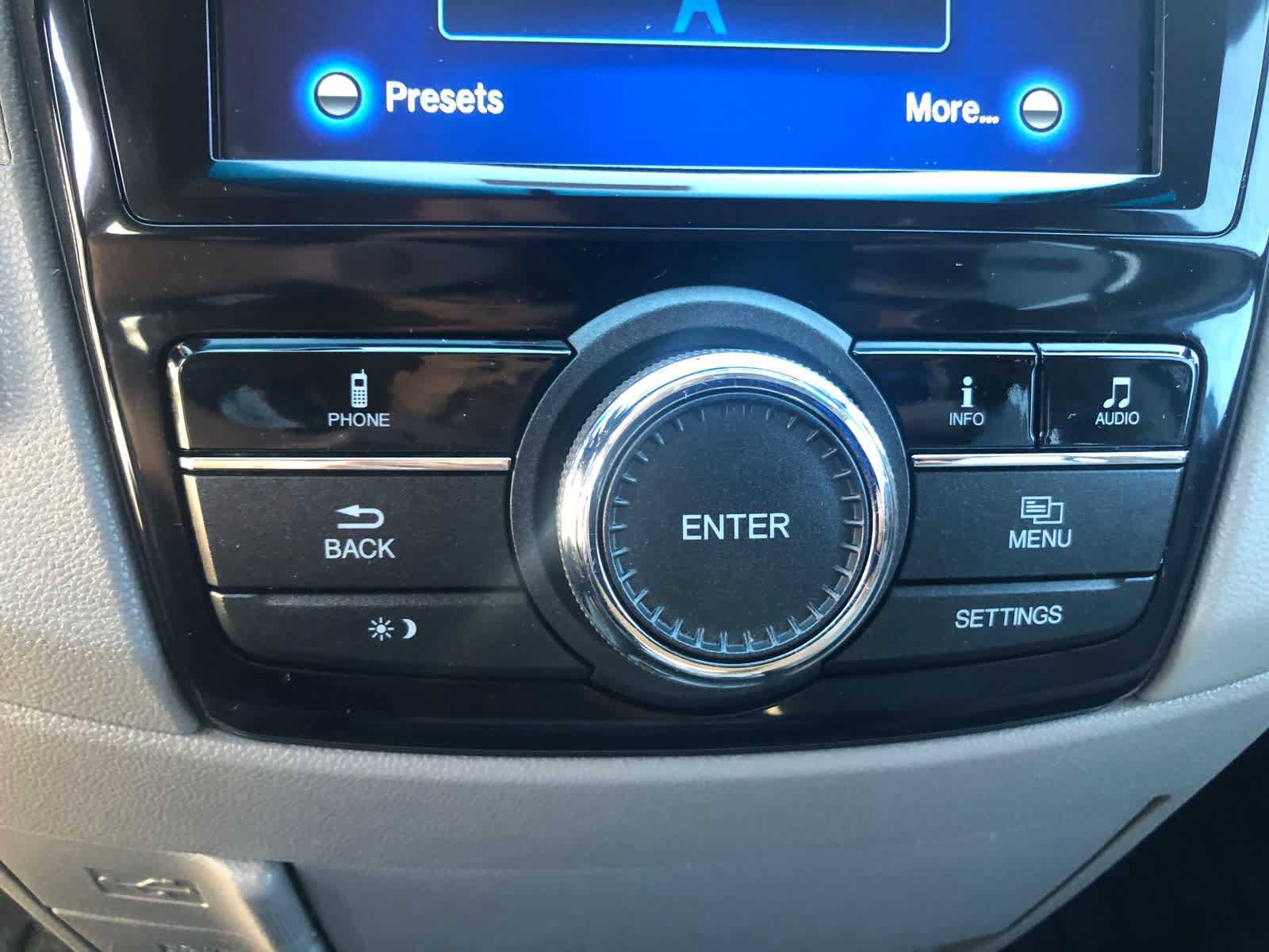 Used 2014 Honda Odyssey EX image 15