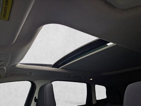 Used 2018 Ford Escape SE image 16