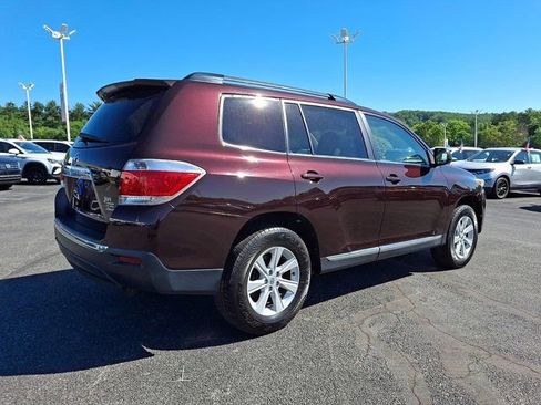 Used 2013 Toyota Highlander SE AWD/4WD image 8