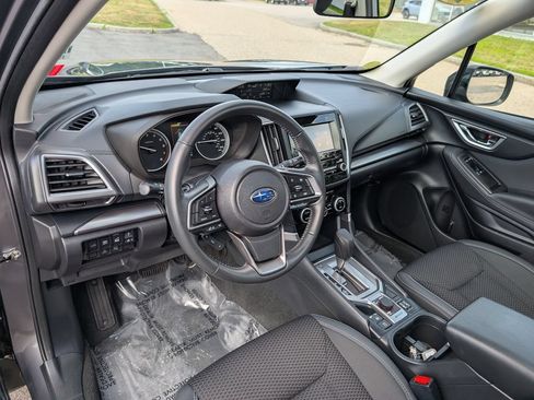 Used 2023 Subaru Forester Premium AWD/4WD image 18