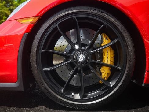 Used 2019 Porsche 911 Speedster RWD image 15