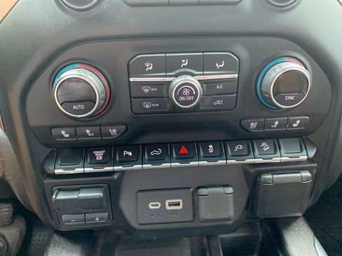 Used 2020 Chevrolet Silverado 3500 High Country w/ Z71 Off-Road Package AWD/4WD image 29