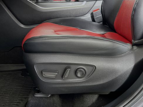 Used 2023 Toyota Highlander XSE image 20